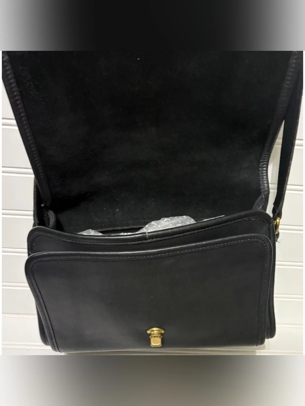 COACH Vintage Ridgefield Black Leather Flap Crossbody Shoulder Bag Purse 9812